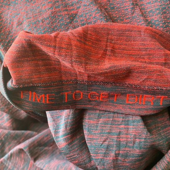 Lululemon Metal Vent tech 1/2 zip - Picture 7 of 12